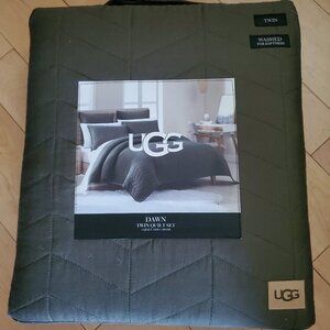 UGG Dawn Twin Quilt Set 1 Quilt & 1 Sham 100% Cotton Moss